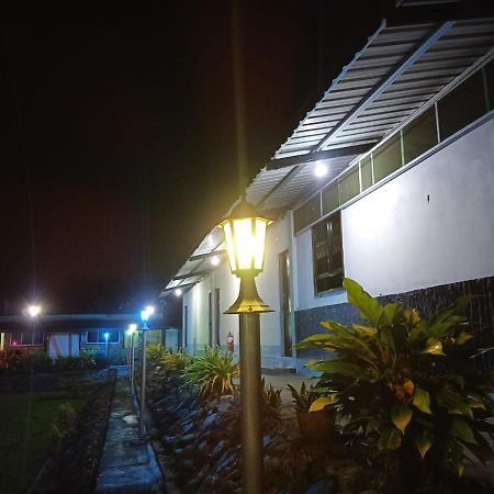 Inap Desa Kilimu Ranau Hotel Luaran gambar